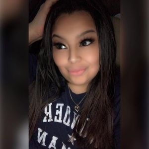 Meet your Posher, Melissa